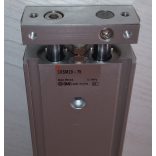 SMC CXSM20-75 pneumatikus vezető munkahenger