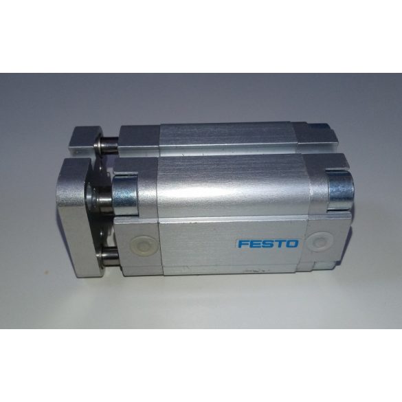 Festo ADVUL-25-30-P-A pneumatikus kompakt munkahenger