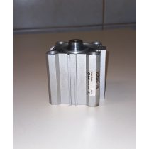 SMC ECDQ2B40-15D pneumatikus munkahenger