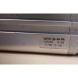 Festo ADVU-32-40-AP pneumatikus munkahenger