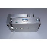 Festo SLT-16-40-A-CC-B pneumatikus csúszda