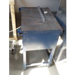 Egyedi építésű körfűrész