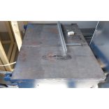 Egyedi építésű körfűrész